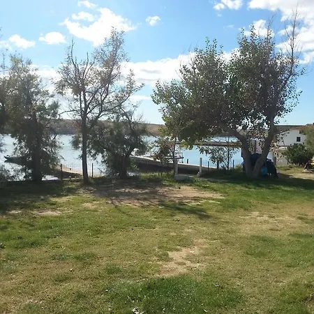 Gostinjska kuća By The Sea Dinjiska 11061